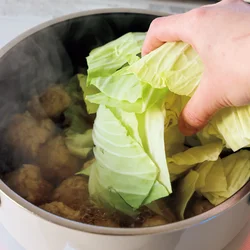 キャベツを煮る