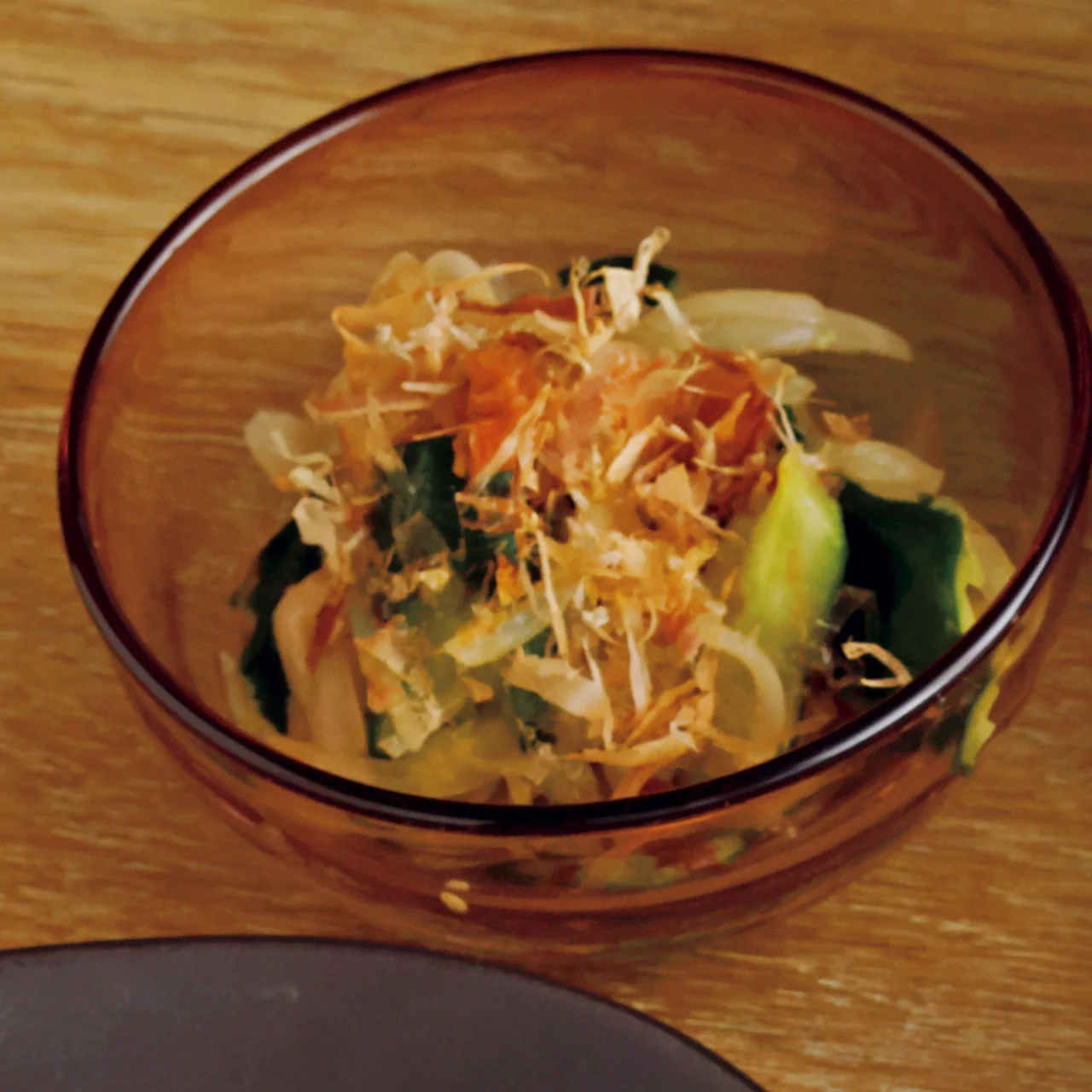 新玉ねぎとたたききゅうりの梅おかかあえ