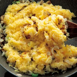 焼き炒めを繰り返す