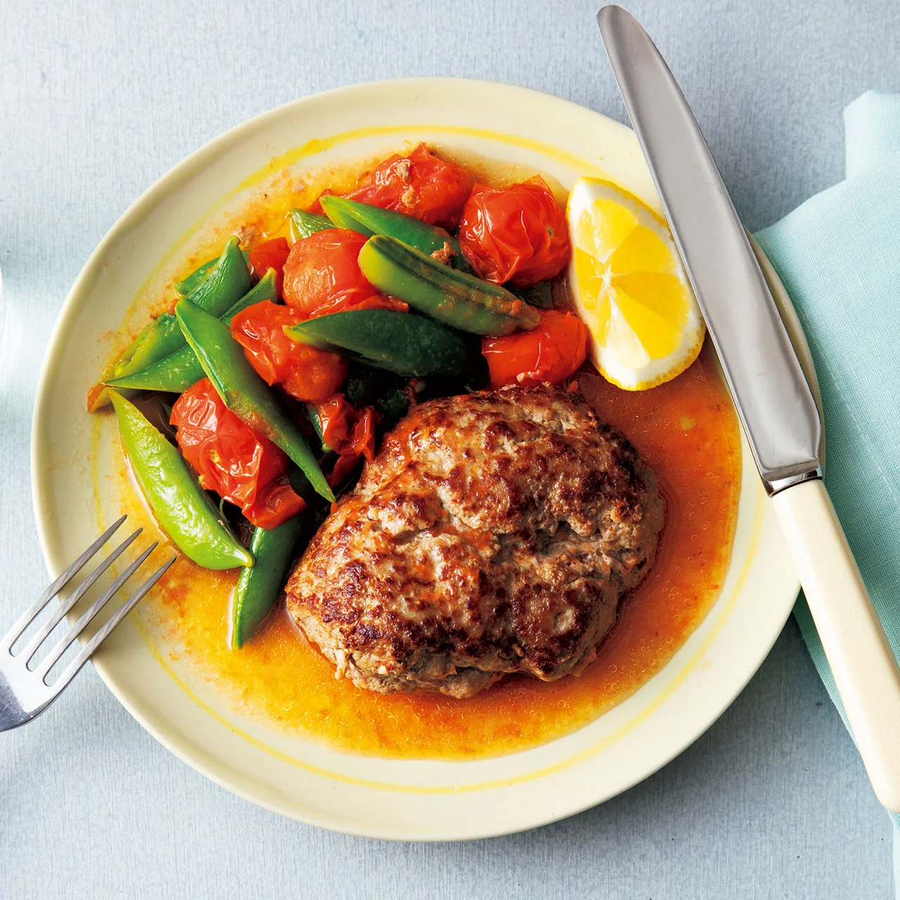 酒蒸しハンバーグ