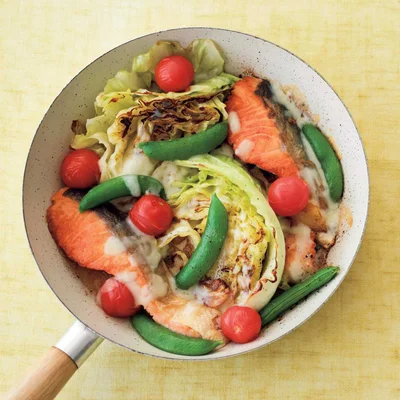 「鮭とキャベツのチーズ蒸し」の献立