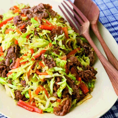 塩もみキャベツと牛肉の甘辛炒め