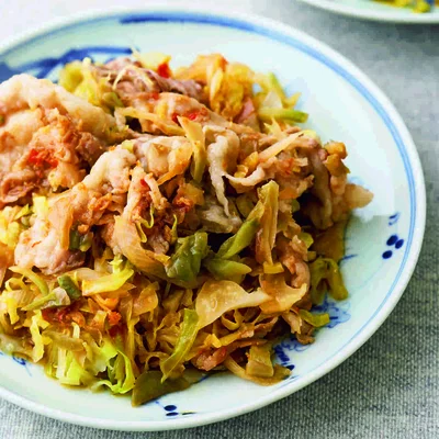 キャベツと豚バラの中華風重ね蒸し