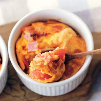 トマトとハムのトースターオムレツ