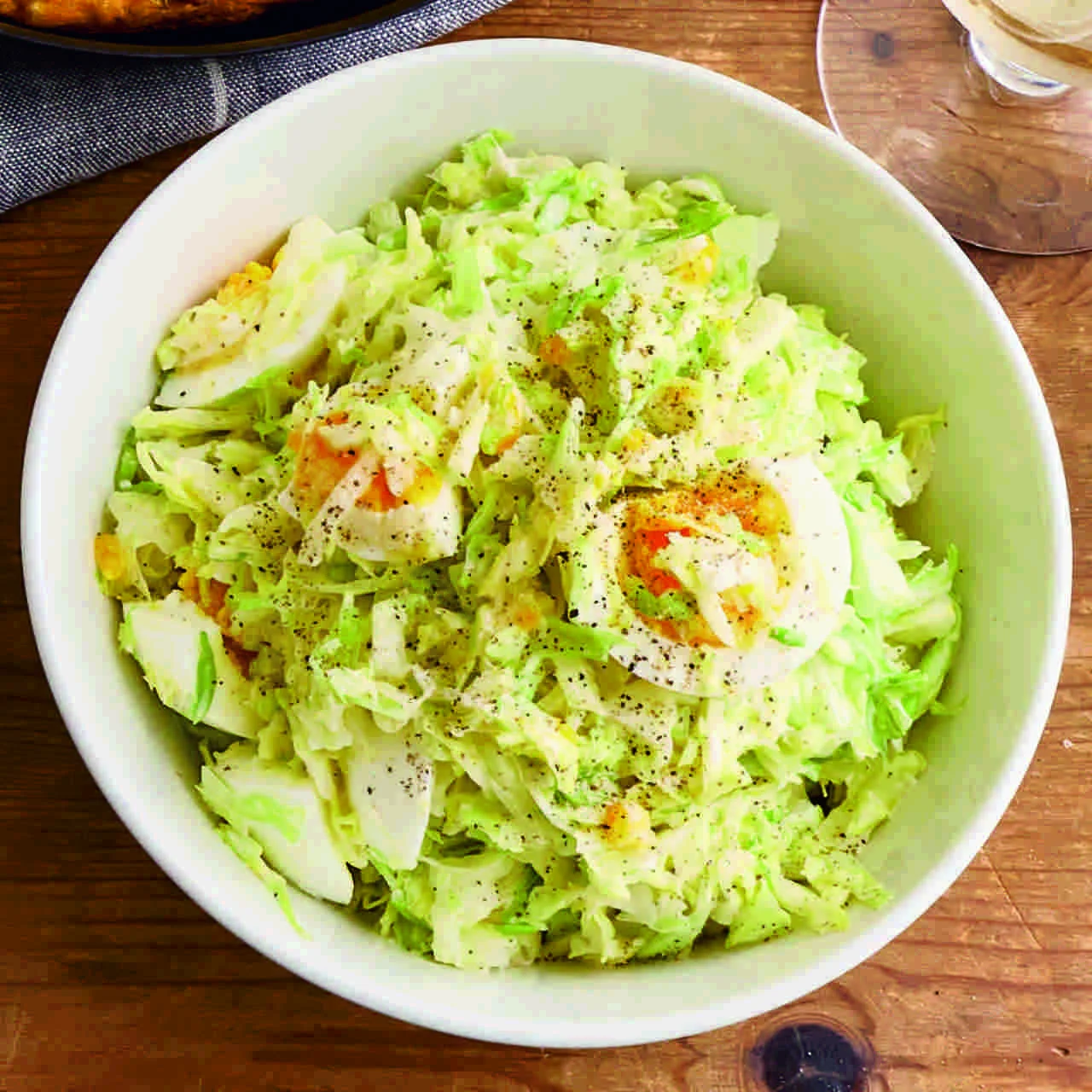 キャベツとゆで卵のコールスロー