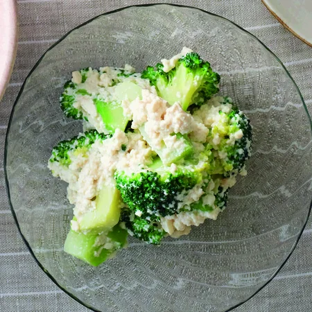 ブロッコリーの白あえ