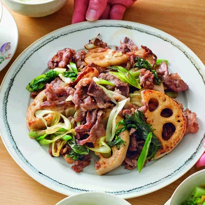 「牛肉とれんこんのしそ炒め」の献立