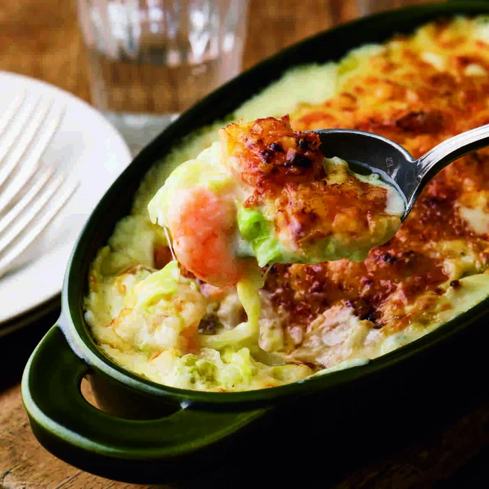 キャベツとえびのクリームグラタン