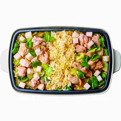 中央をあけ、ピザ用チーズをイン！