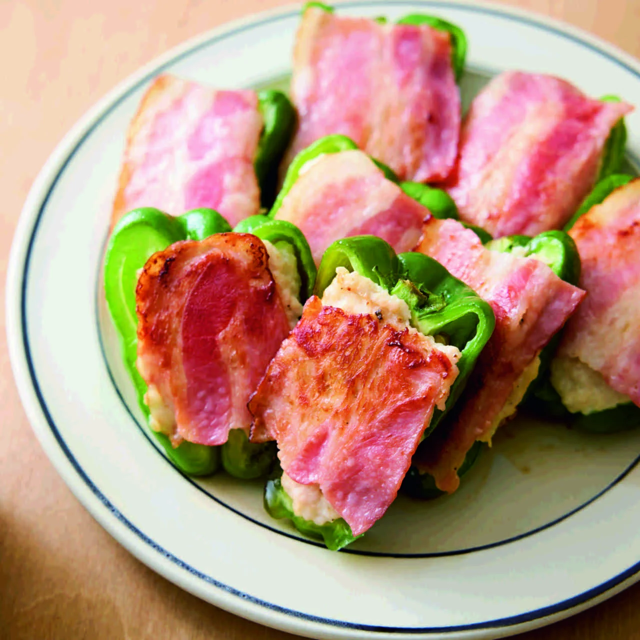 ピーマンの肉詰め