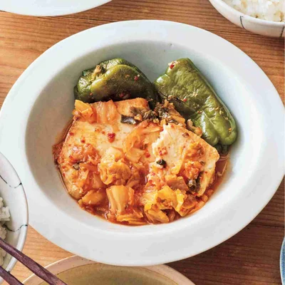 かじきとまるごとピーマンのキムチ煮