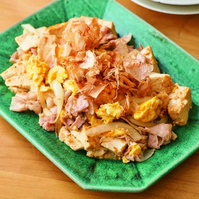 「豚肉と豆腐のチャンプルー」の献立