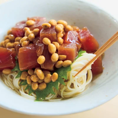 かつおと納豆のぶっかけそうめん