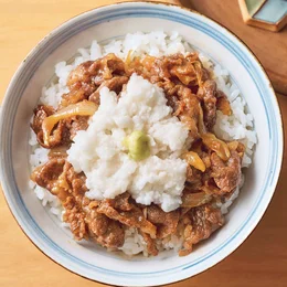 「とろろ牛丼」の献立