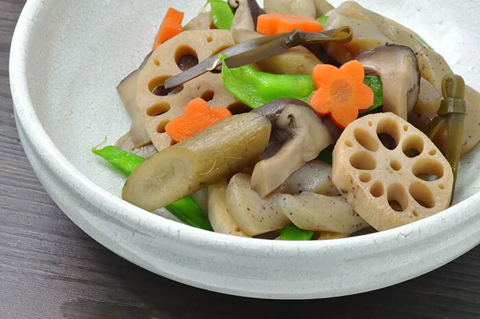 煮しめ(煮〆め、煮締め)