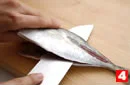 あじの三枚におろす(おろす(4)の画像