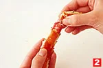 かにのゆでた身の取り出し方(たらばがに)(足の細い部分(2)の画像