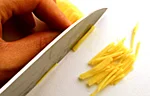 しょうがの切り方(せん切りの画像