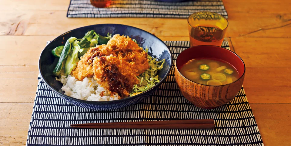 ソースチキンカツのっけご飯