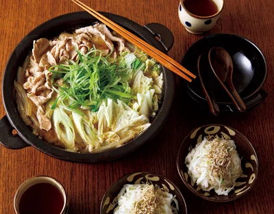 「豚肉と白菜のにんにくみそ鍋」の献立