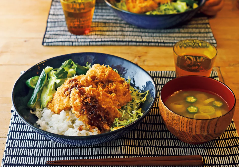 ソースチキンカツのっけご飯