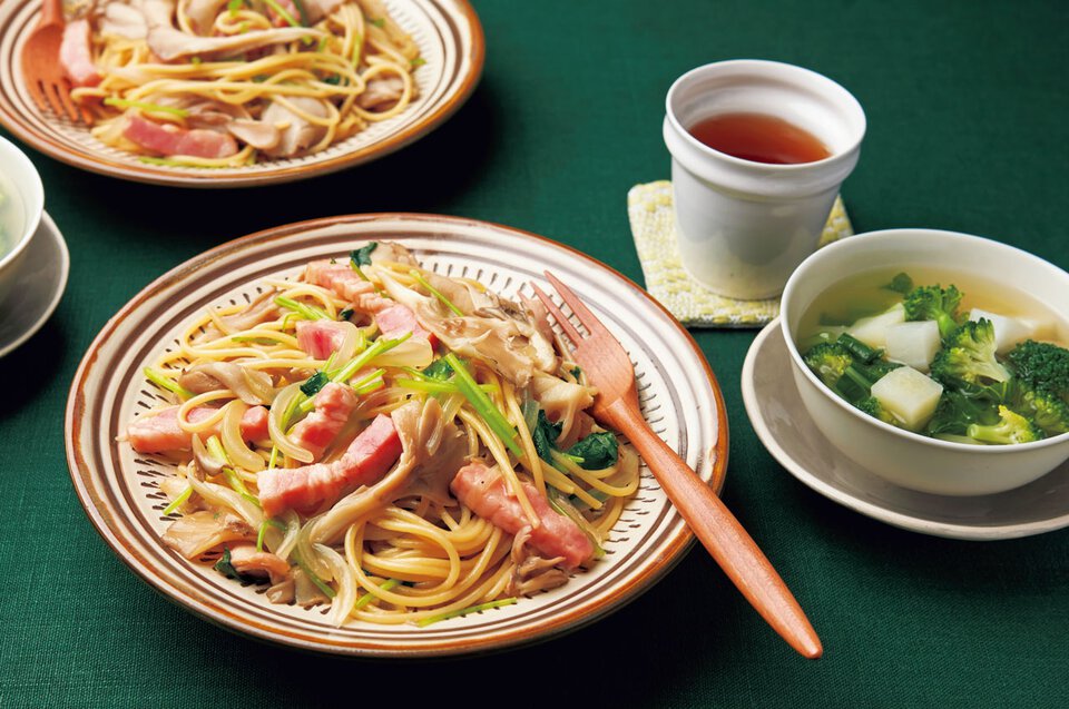 ベーコンとまいたけの和風パスタ の献立 プロのレシピならレタスクラブ