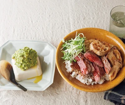 「バターじょうゆステーキ丼」の献立