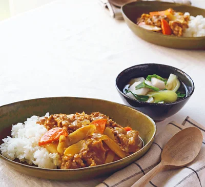 「牛肉とごぼうの和風カレー」の献立