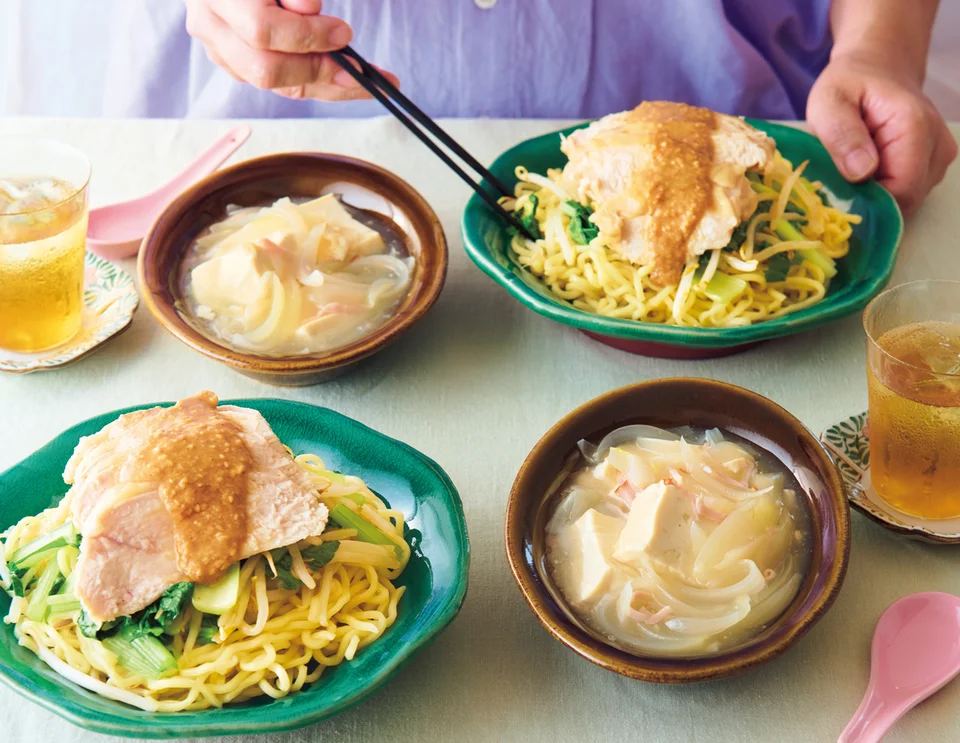 蒸しどりのごまだれのっけ麺