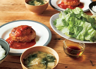 「トマト煮込みハンバーグ」の献立