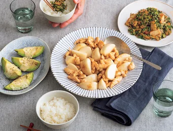 「たたきささ身と皮ごとかぶの甘辛炒め」の献立