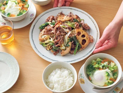 「牛肉とれんこんのしそ炒め」の献立
