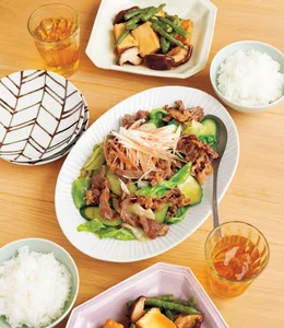 「牛肉とレタスのさっと炒め」の献立